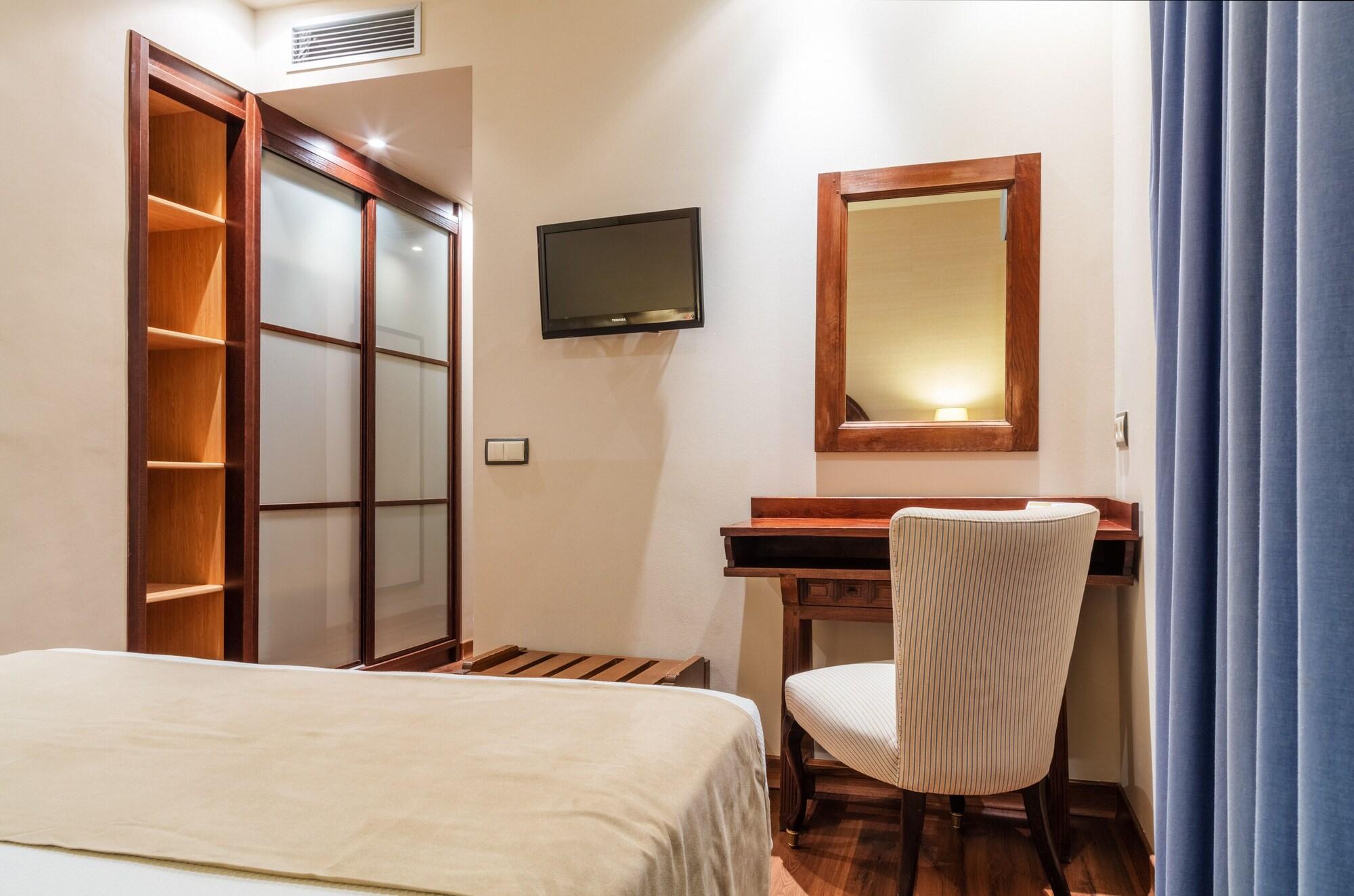 Don Paco Hotel Llanes Ngoại thất bức ảnh